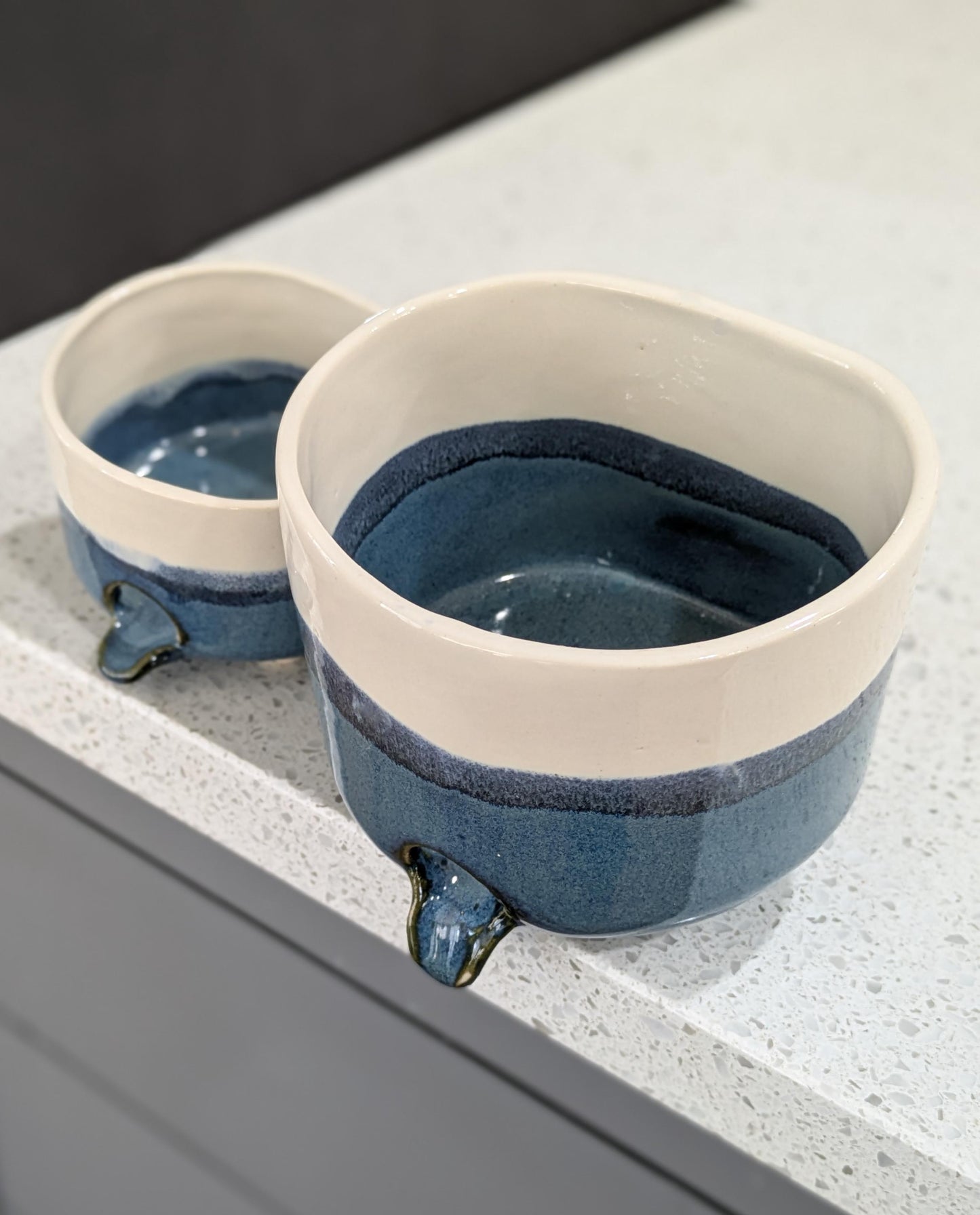 Ceramic Sponge Holder with Drain for Kitchen and Bathroom Sink