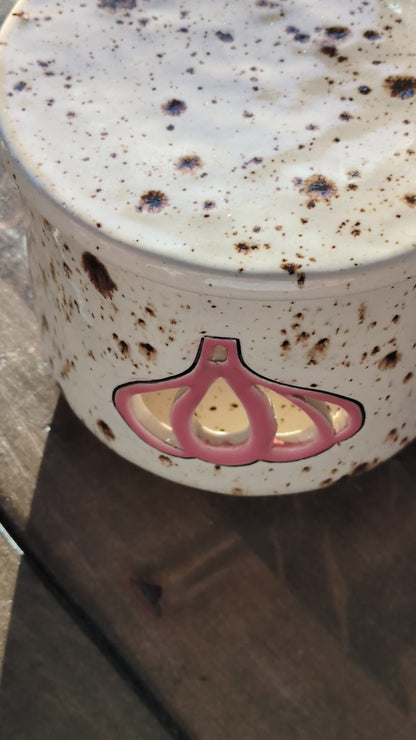 2-in-1 Garlic Keeper + Grater  - White Speckles