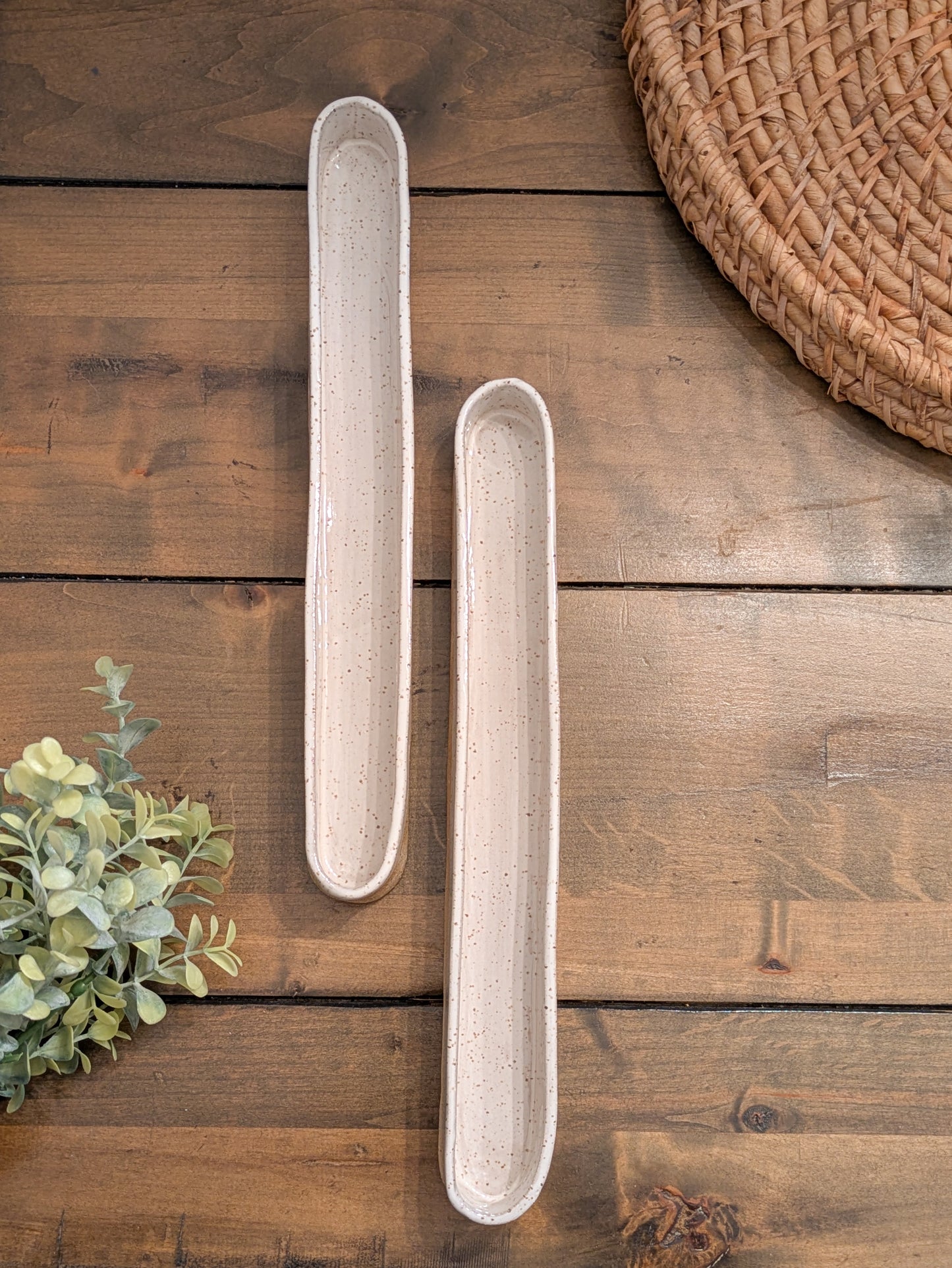 Serving Olive Boat White Speckle